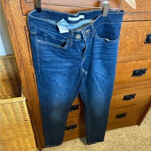 Levis 311 shaping Blue Denim Jeans